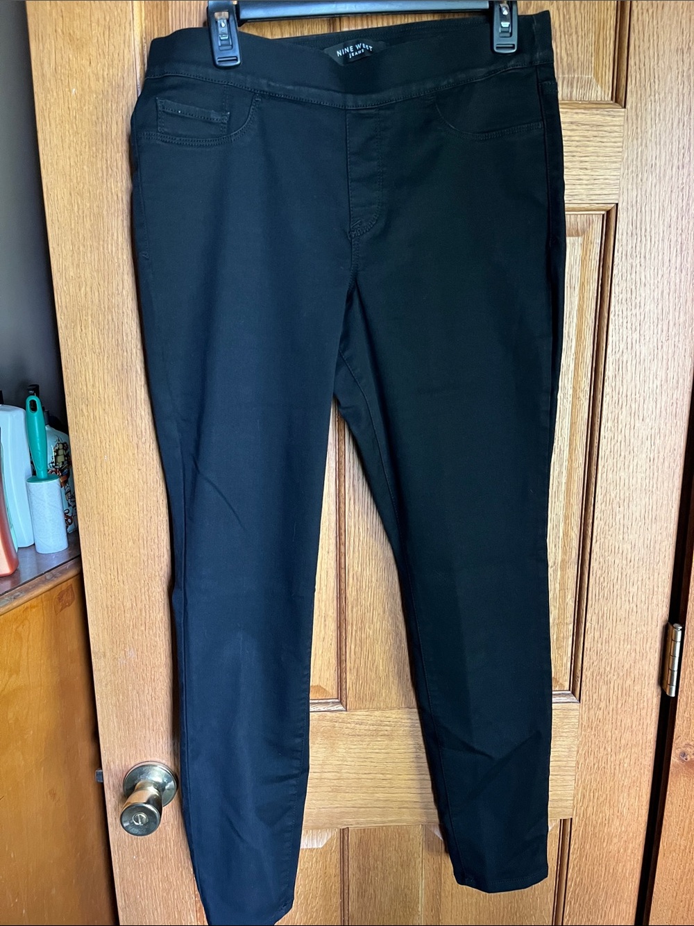 Nine West Black Yoga Stretch  Pull On Skinny Jeans  12 NWT